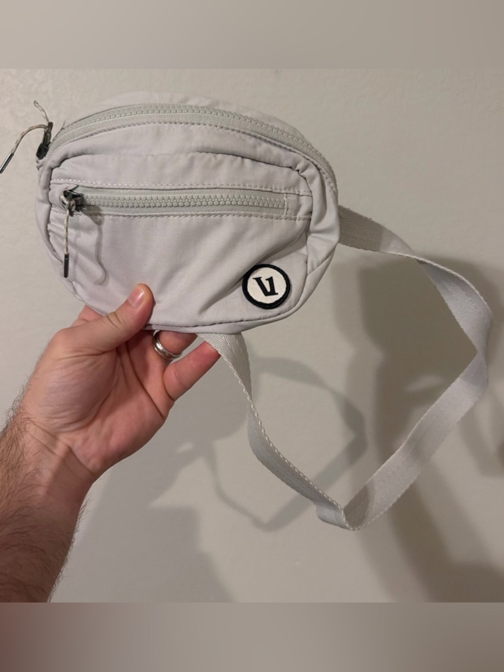 VUORI Bag Hip Pack Army Unisex Fanny Pack V8008 Lightweight 5x8” Lifestyle Gray